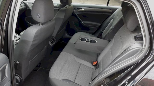 VW Golf 7.5 - 1.6 TDI - KUPLJEN NOV U HR