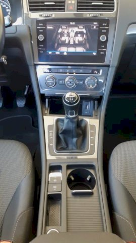 VW Golf 7.5 - 1.6 TDI - KUPLJEN NOV U HR