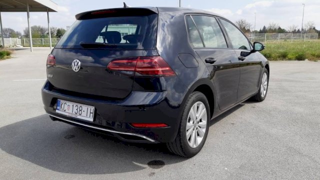 VW Golf 7.5 - 1.6 TDI - KUPLJEN NOV U HR