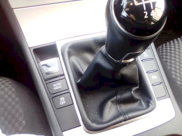 VW Passat Variant 1,6 TDI .206 tis.tempomat