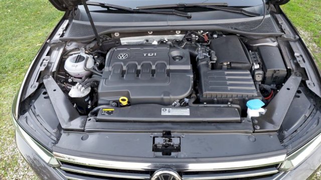 VW Passat Variant 1,6 TDI u odličnom stanju!