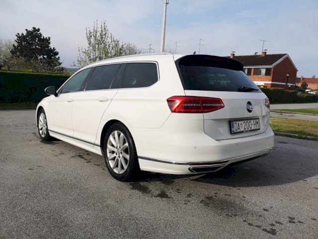 VW Passat Variant 2,0 TDI BMT - R line- Virtualni
