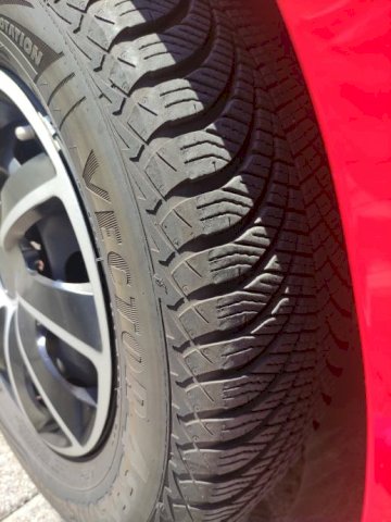 VW Polo 1,0 32 000 km NOVO