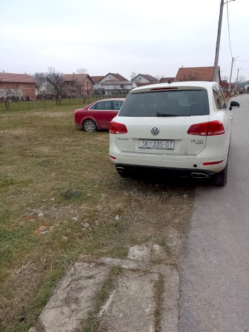 VW TUAREG 3,0 V6 TDI, 2011 godište
