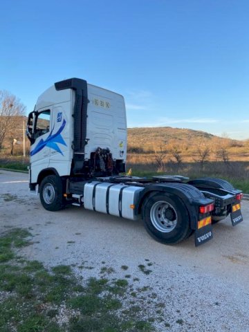 Volvo FH 500 ADR / zamjena za osobno vozilo, 2015