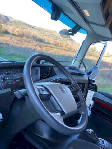 Volvo FH 500 ADR / zamjena za osobno vozilo, 2015