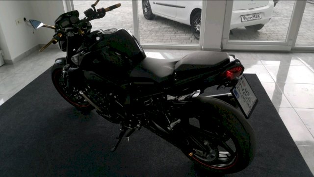 YAMAHA Motor,Co-LTD,Crna,Benzin