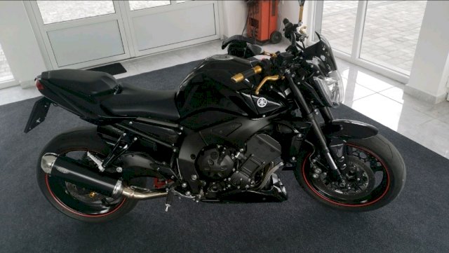 YAMAHA Motor,Co-LTD,Crna,Benzin