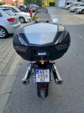 Yamaha FJR 1300 cm3, 2011 god.