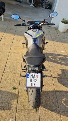 Yamaha MT-09 847 cm3, 2017 god.