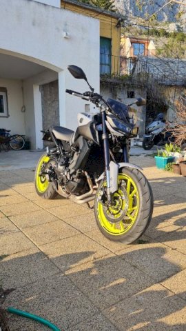Yamaha MT-09 847 cm3, 2017 god.