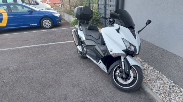 Yamaha Tmax 530, 2015 god.