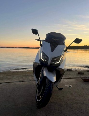 Yamaha Tmax 530, 2015 god.