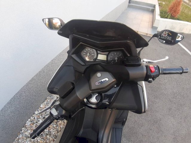 Yamaha Tmax 530, 2015 god.