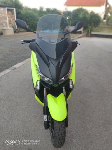 Yamaha XMAX400 399 cm3, 2017 god.