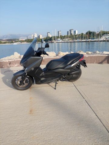 Yamaha X-max 2016 125 cm3