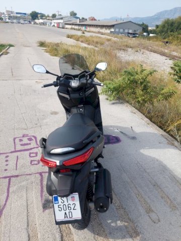 Yamaha X-max 2016 125 cm3