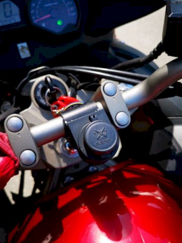 Yamaha Yamaha xj6 diversion 600 cm3, 2009 god.