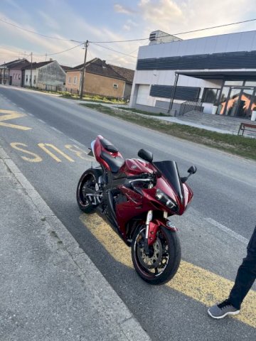 Yamaha Yzf R1 999 cm3, 2005 god.