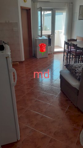 Zamjena kuce u Podstrani za stan u Zagrebu.