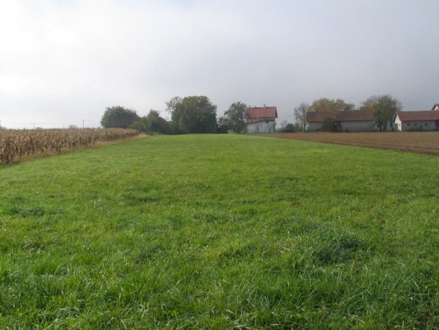 Zemljište sa građ.dozv.