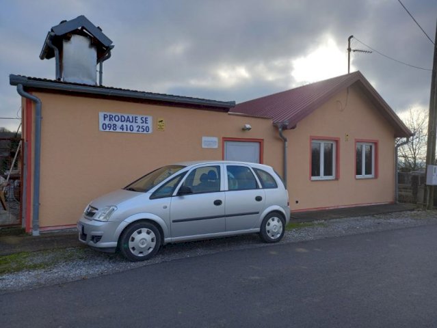 Zemljište sa nekretninom, Gornji Tomaš, 1290 m2