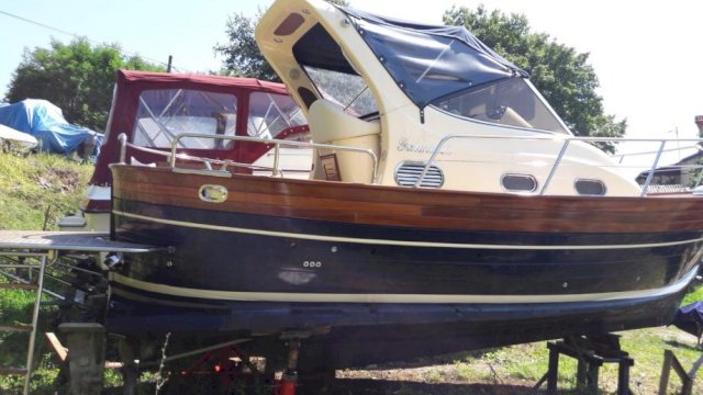 NAUTICA ESPOSITO -Futura Cabin Sport 28