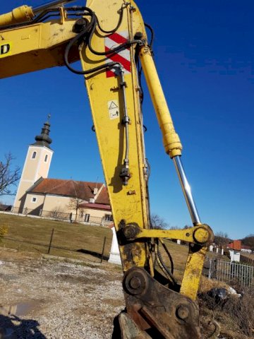 Bager New Holland MH5.5