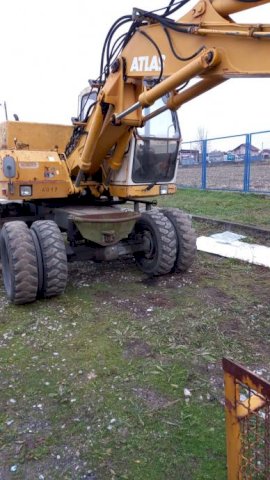 Bager točkaš 16 t, Atlas 1304