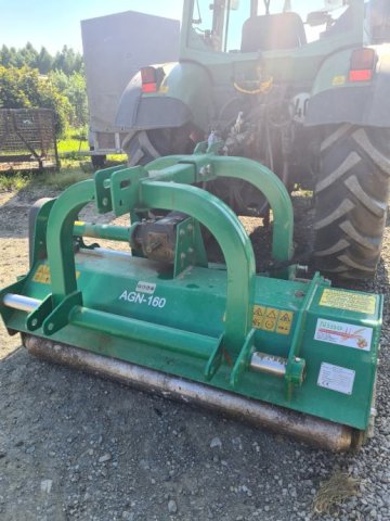 Malčer traktorski revrzibilni