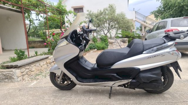Yamaha Majesty 400 cm3, 2009 god.