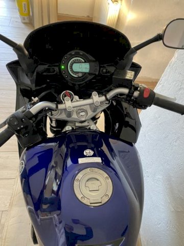 Yamaha Fazer 600 cm3, 2004 god.