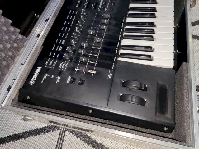 Yamaha Motif xf6