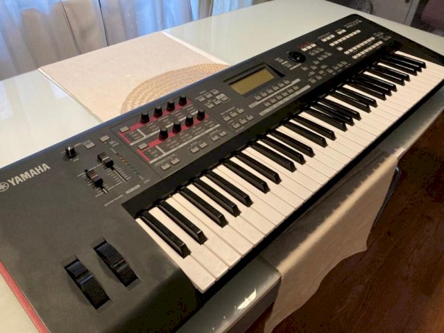 Yamaha Moxf 6