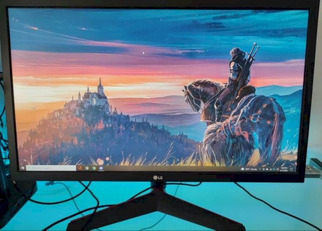 Gaming racunalo - Intel i5 8400, RTX 2060 , 16GB 