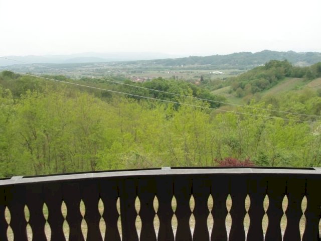 Kapelski Vrh,150 m2 - POGLED-PRIRODA-MIR