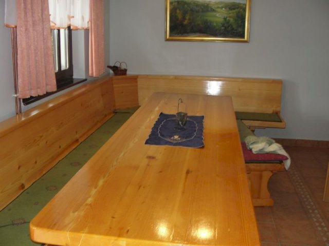 Kapelski Vrh,150 m2 - POGLED-PRIRODA-MIR