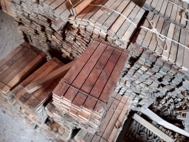 Parket 250 x 26 x 21