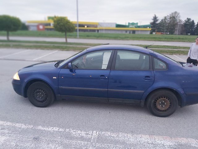 VW Passat 1.8t plin xenon