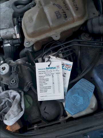 VW Passat 1.8t plin xenon