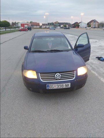 VW Passat 1.8t plin xenon