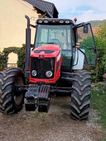 Massey Ferguson 5465 Dyna 4