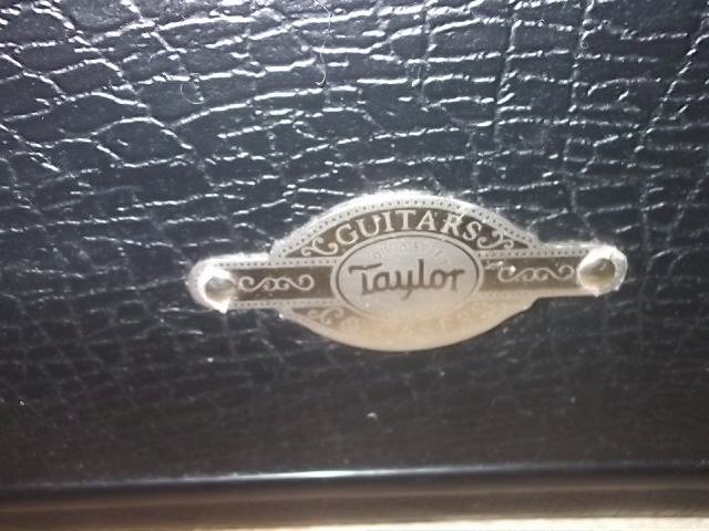 Taylor NS32-CE Nylon String Grand Concert