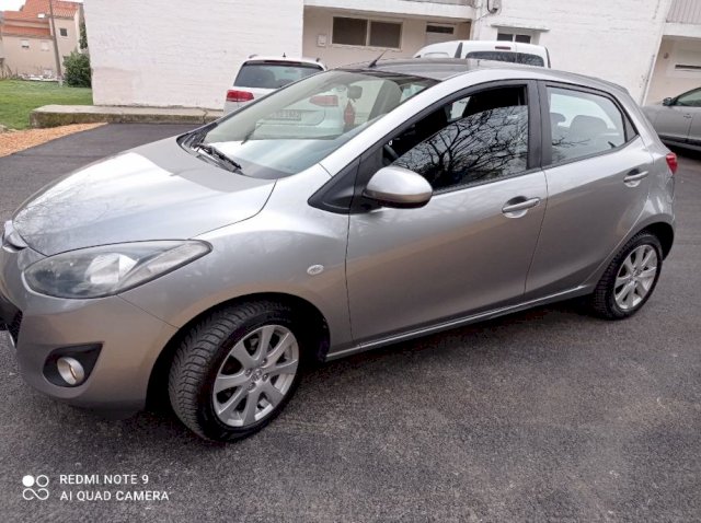Mazda 2 - 1.6 DIZEL - PRODAJEM ILI MIJENJAM ZA BM