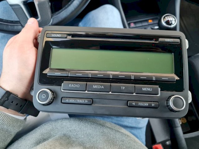 Rcd 310 VW originalni radio