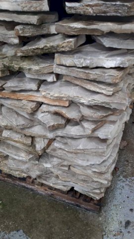 Ciklop benkovački kamen