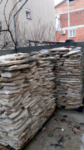 Ciklop benkovački kamen