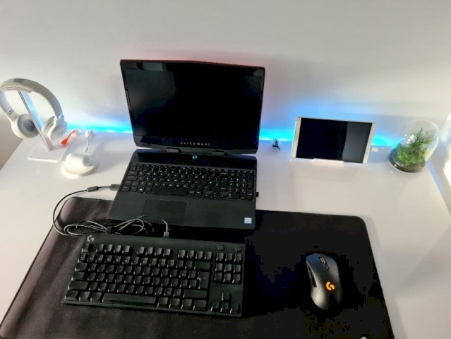 DELL ALIENWARE m15