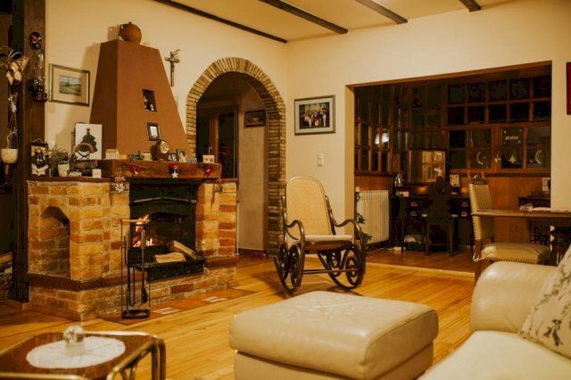 Drvena Kuća: Samobor, 210.00 m2