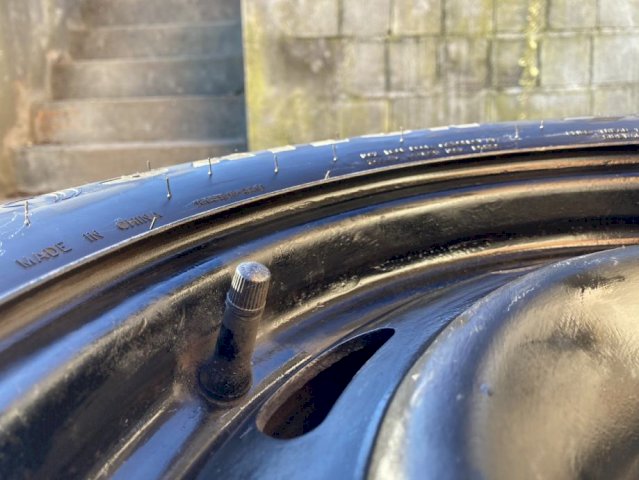 ČELIČNE FELGE I LJETNE GUME NOVO! 15'' rupe 4x108,